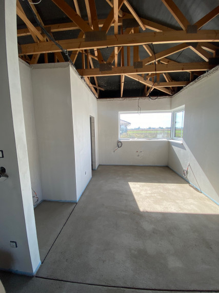 KRÁSNY RODINNÝ DOM S GARÁŽOU KÚSOK OD TRNAVY NA PREDAJ