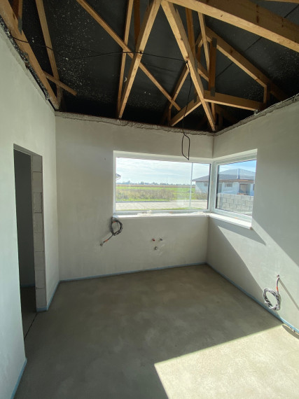 KRÁSNY RODINNÝ DOM S GARÁŽOU KÚSOK OD TRNAVY NA PREDAJ