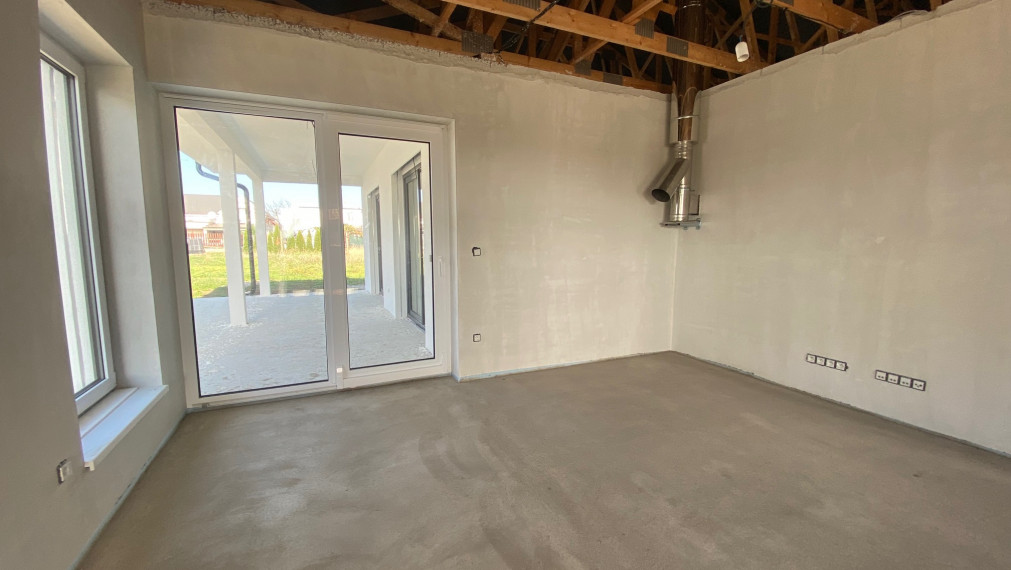 KRÁSNY RODINNÝ DOM S GARÁŽOU KÚSOK OD TRNAVY NA PREDAJ