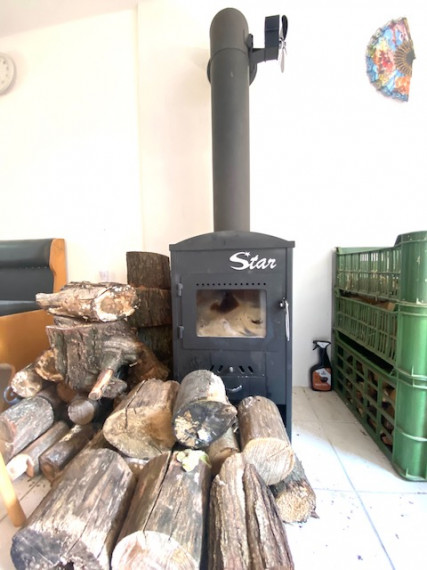 +++ NA PREDAJ CHATA S KRÁSNYM POZEMKOM A VÝHĽADMI V KARPATOCH+++