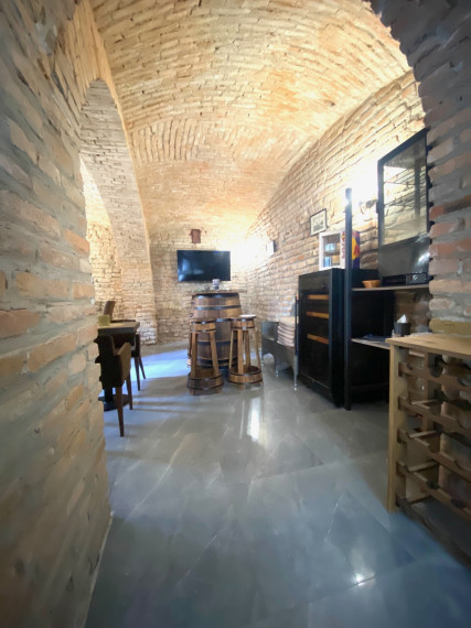 PRENÁJOM OBCHODNÉHO PRIESTORU V TRNAVE V CENTRE MESTA NA HALENÁRSKEJ