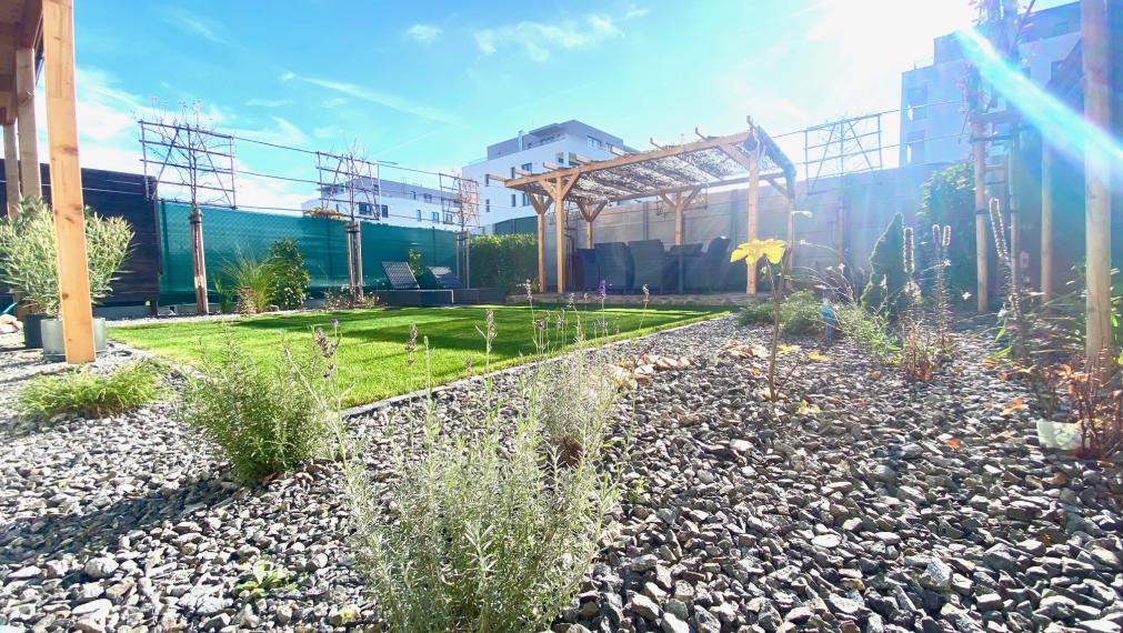 +++ NADČASOVÁ NOVOSTAVBA RODINNÉHO DOMU S GARÁŽOU NA PREDAJ V SEREDI+++