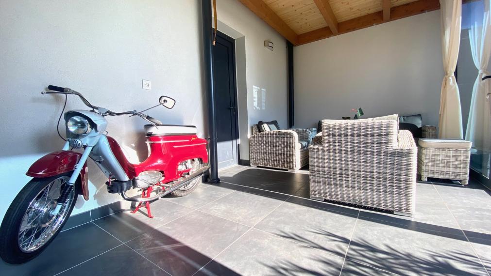 +++ NADČASOVÁ NOVOSTAVBA RODINNÉHO DOMU S GARÁŽOU NA PREDAJ V SEREDI+++