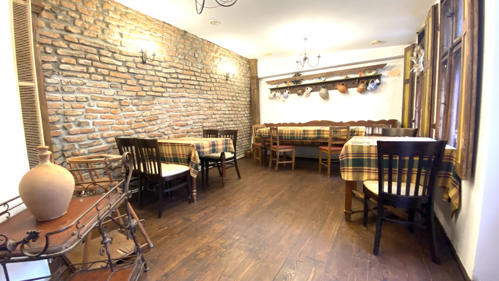 +++ JEDINEČNÁ PONUKA MEŠTIACKEHO DOMU V HISTORICKOM CENTRE TRNAVY NA PREDAJ+++