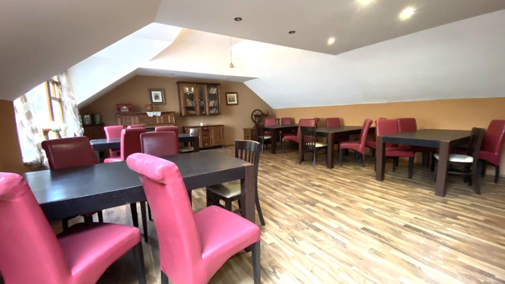 +++ JEDINEČNÁ PONUKA MEŠTIACKEHO DOMU V HISTORICKOM CENTRE TRNAVY NA PREDAJ+++