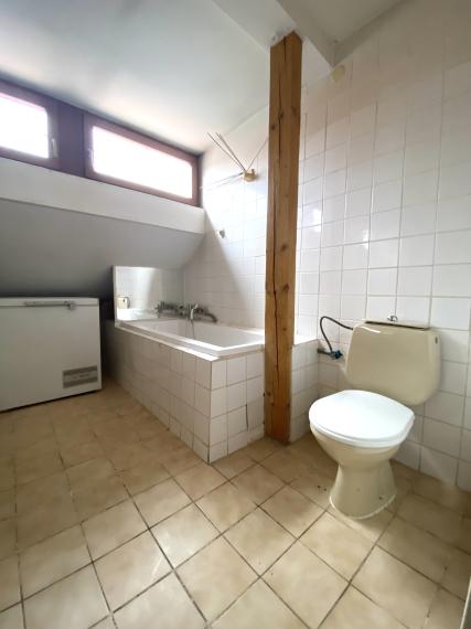 +++ JEDINEČNÁ PONUKA MEŠTIACKEHO DOMU V HISTORICKOM CENTRE TRNAVY NA PREDAJ+++