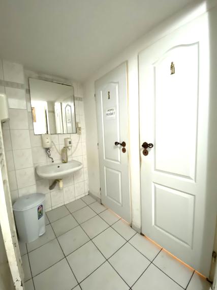 +++ JEDINEČNÁ PONUKA MEŠTIACKEHO DOMU V HISTORICKOM CENTRE TRNAVY NA PREDAJ+++