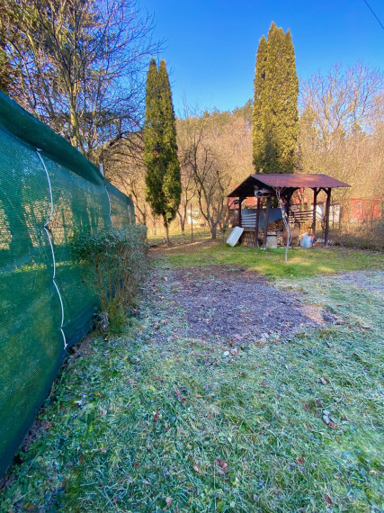 +++ ZNÍŽENÁ CENA+++NA PREDAJ MUROVANÁ CHATA NA BUKOVEJ NA PEKNOM POZEMKU ZA 65.000,-+++