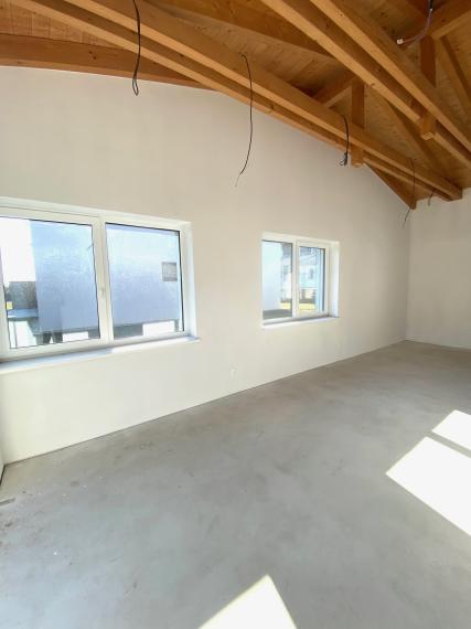 +++ NOVOSTAVBA 4 IZBOVÉHO RODINNÉHO DOMU S DVOJGARÁŽOU ZA 218.000,-+++