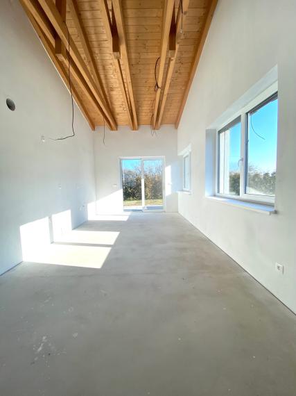 +++ NOVOSTAVBA 4 IZBOVÉHO RODINNÉHO DOMU S DVOJGARÁŽOU ZA 218.000,-+++