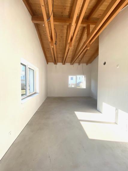 +++ NOVOSTAVBA 4 IZBOVÉHO RODINNÉHO DOMU S DVOJGARÁŽOU ZA 218.000,-+++