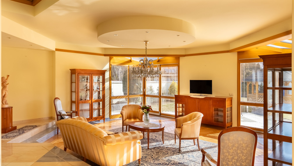 +++REZERVOVANÉ+++ EXKLUZÍVNY RODINNÝ DOM V SAMOTNOM SRDCI TRANVSKÉHO SPIEGELSAALU+++