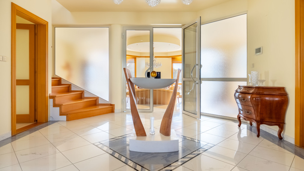 +++REZERVOVANÉ+++ EXKLUZÍVNY RODINNÝ DOM V SAMOTNOM SRDCI TRANVSKÉHO SPIEGELSAALU+++