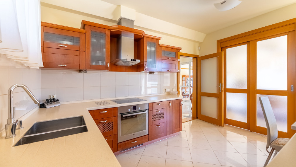 +++REZERVOVANÉ+++ EXKLUZÍVNY RODINNÝ DOM V SAMOTNOM SRDCI TRANVSKÉHO SPIEGELSAALU+++