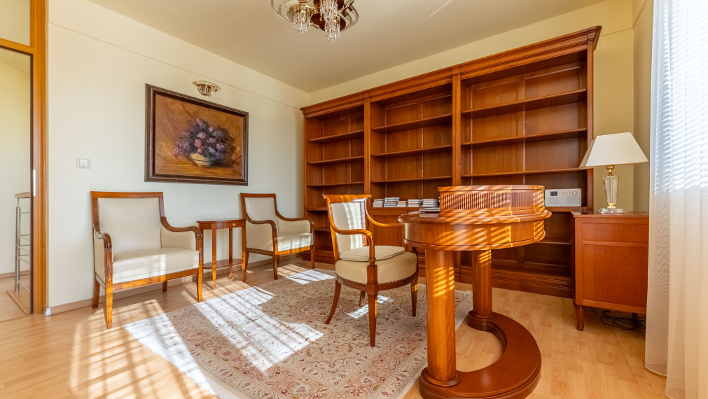 +++REZERVOVANÉ+++ EXKLUZÍVNY RODINNÝ DOM V SAMOTNOM SRDCI TRANVSKÉHO SPIEGELSAALU+++