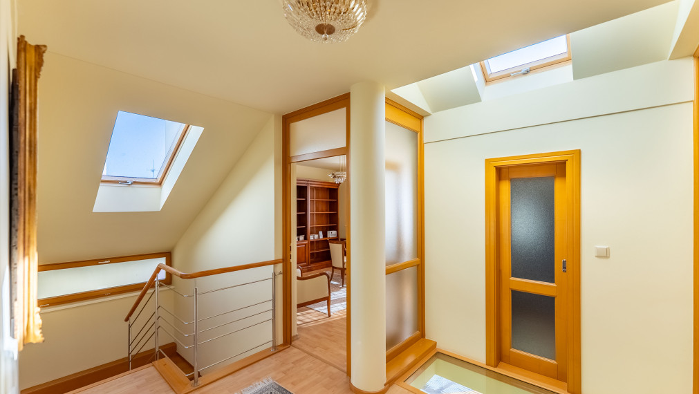 +++REZERVOVANÉ+++ EXKLUZÍVNY RODINNÝ DOM V SAMOTNOM SRDCI TRANVSKÉHO SPIEGELSAALU+++