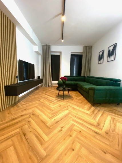 +++ NA PREDAJ DIZAJNOVÝ 2 IZBOVÝ BYT V NOVOSTAVBE V HISTORICKOM CENTRE TRNAVY+++