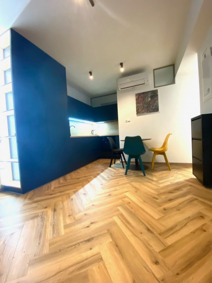 +++ NA PREDAJ DIZAJNOVÝ 2 IZBOVÝ BYT V NOVOSTAVBE V HISTORICKOM CENTRE TRNAVY+++