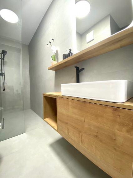 +++ NA PREDAJ DIZAJNOVÝ 2 IZBOVÝ BYT V NOVOSTAVBE V HISTORICKOM CENTRE TRNAVY+++