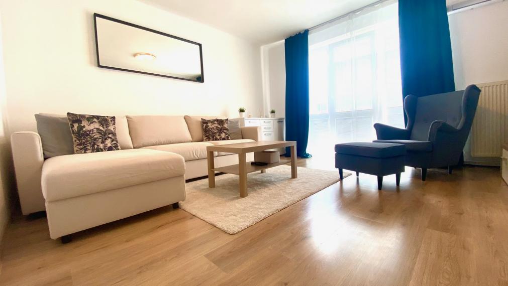 +++ REZERVOVANÉ+++VEĽKÝ DVOJIZBOVÝ BYT S BALKÓNOM PO KOMPLETNEJ REKONŠTRUCKII NA PREDAJ+++