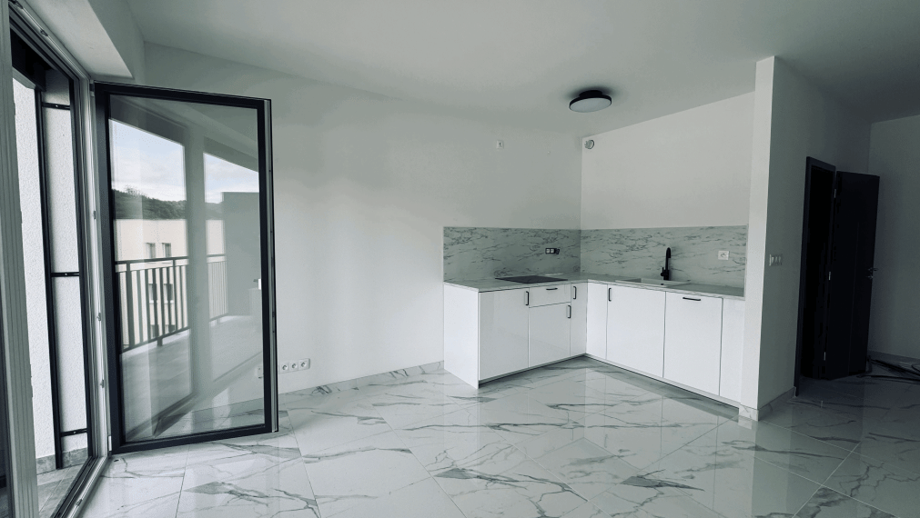 +++ EXKLUZÍVNA PONUKA 1 IZBOVÉHO BYTU V NOVOSTAVBE S VLASTNÝM PARKINGOM+++