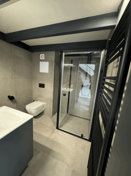 +++ EXKLUZÍVNA PONUKA 1,5  IZBOVÉHO BYTU V NOVOSTAVBE S VLASTNÝM PARKINGOM+++