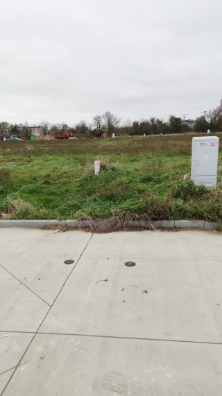 +++ REZERVOVANÉ+++STAVEBNÝ POZEMOK ZA VÝBORNÚ CENU LEN KÚSOK OD TRNAVY ZA 72.000,-+++