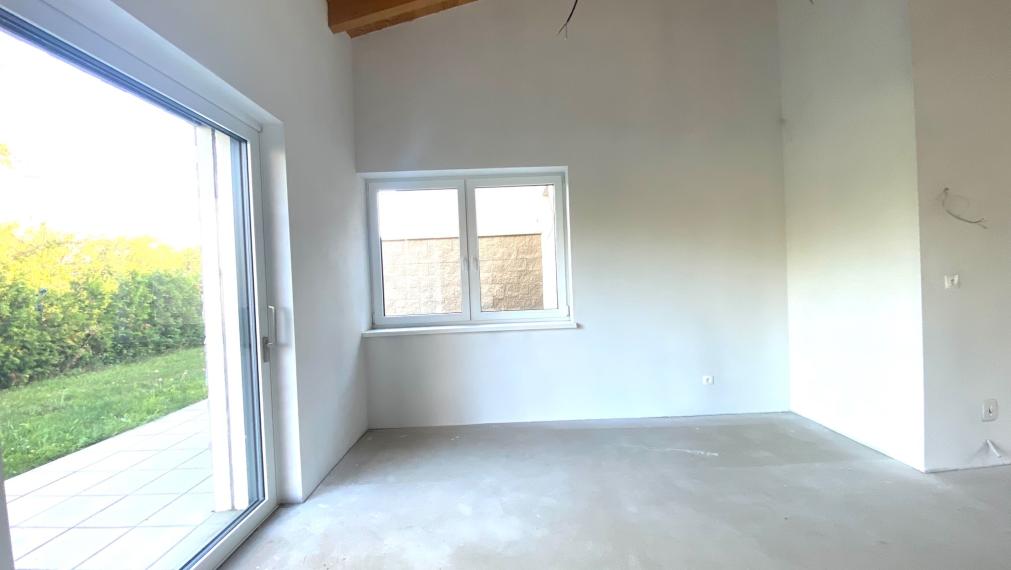 +++NA PREDAJ  NOVOSTAVBA RODINNÉHO DOMU S GARÁŽOU ZA CENU BYTU +++