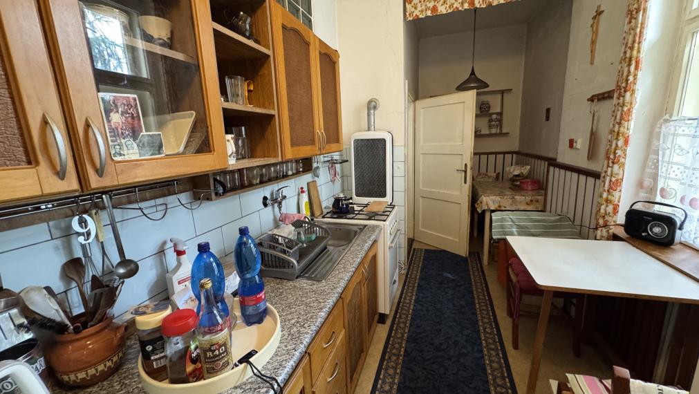 EXKLUZÍVNE – Rodinný dom s veľkým pozemkom v širšom centre Trnavy na predaj.