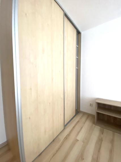 +++ AKTUÁLNE VOĽNÝ 2 IZBOVÝ BYT V NOVOSTAVBE S TERASOU A PARKINGOM V TRNAVE+++