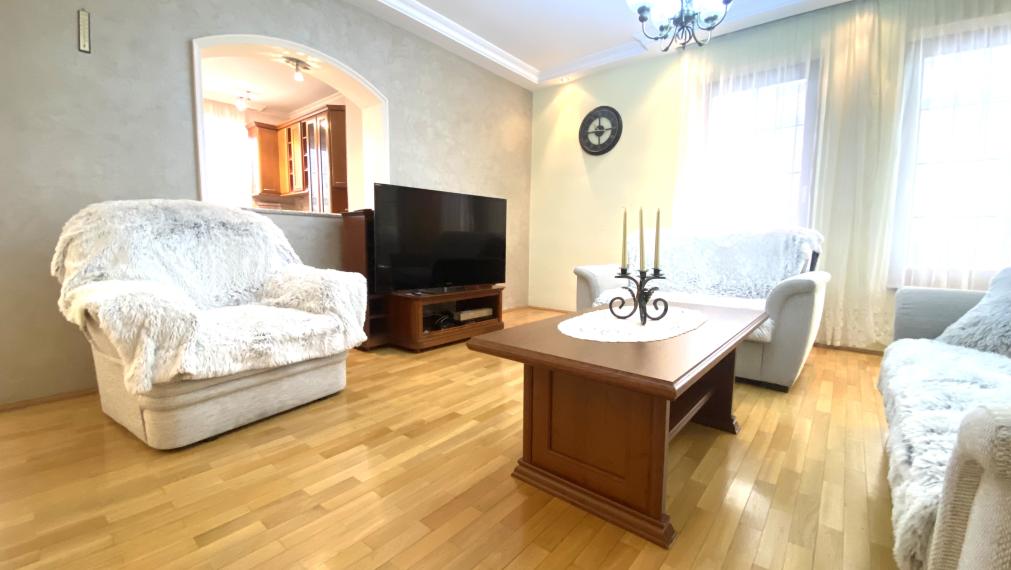 +++ REZERVOVANÉ+++ RODINNÝ DOM NA KRÁSNOM POZEMKU V ŠPIČKOVEJ TRNAVSKEJ MESTSKEJ ČASTI +++