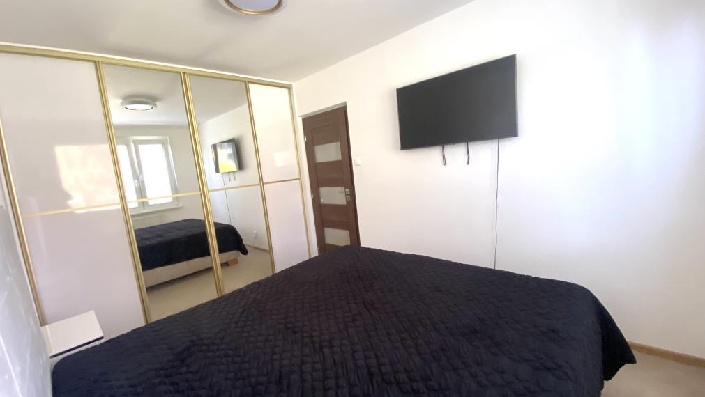 +++ KOMPLETNE REKONŠTRUOVANÝ 3 IZBOVÝ BYT NA SKOK OD CENTRA TRNAVY+++