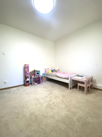 +++ KOMPLETNE REKONŠTRUOVANÝ 3 IZBOVÝ BYT NA SKOK OD CENTRA TRNAVY+++