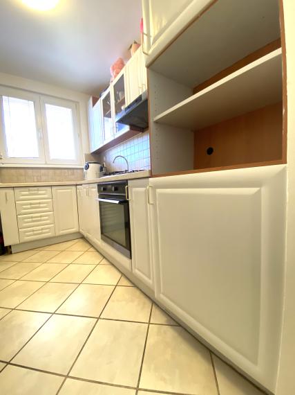 +++ KOMPLETNE REKONŠTRUOVANÝ 3 IZBOVÝ BYT NA SKOK OD CENTRA TRNAVY+++