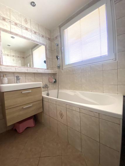 +++ KOMPLETNE REKONŠTRUOVANÝ 3 IZBOVÝ BYT NA SKOK OD CENTRA TRNAVY+++