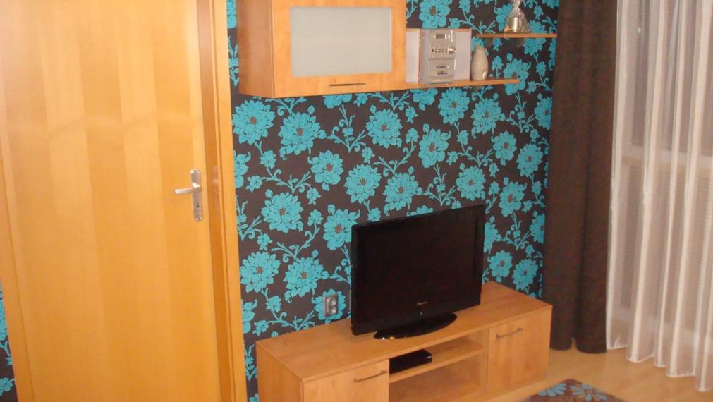 +++ 100% AKTUÁLNE 2 IZBOVÝ BYT S DVOMI PARKINGAMI NA PRENÁJOM ZA 700,- EURO+++