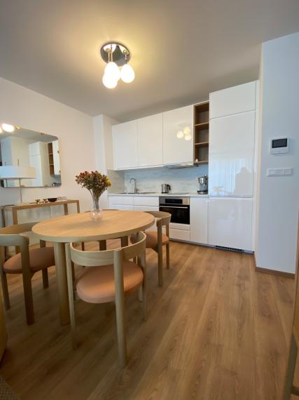 +++ PRENÁJOM NOVÉHO 2 IZBOVÉHO BYTU S PARKINGOM V NOVOSTAVBE CUKROVAR+++