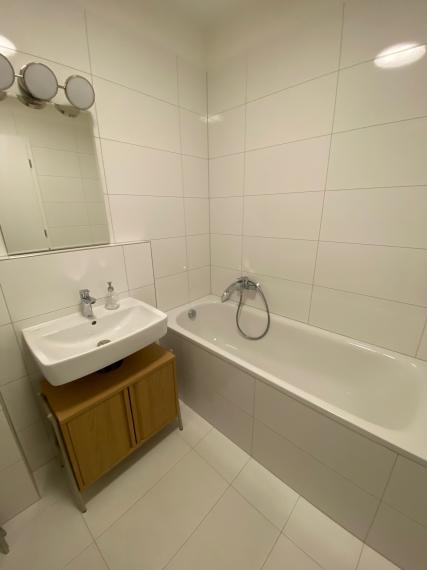 +++ PRENÁJOM NOVÉHO 2 IZBOVÉHO BYTU S PARKINGOM V NOVOSTAVBE CUKROVAR+++