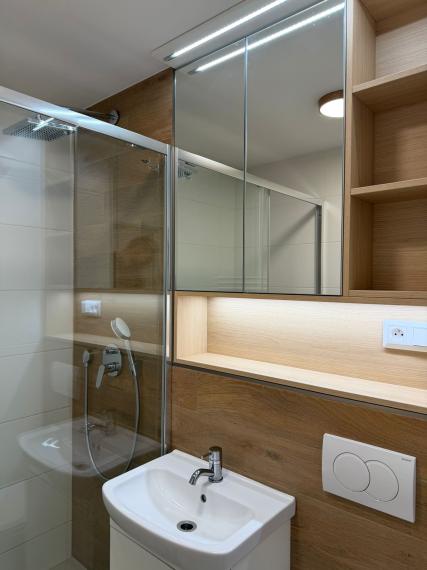 NÁDHERNÝ 1 IZBOVÝ BYT PO KRÁSNEJ REKONŠTRUKCII NA PRENÁJOM V TRNAVE