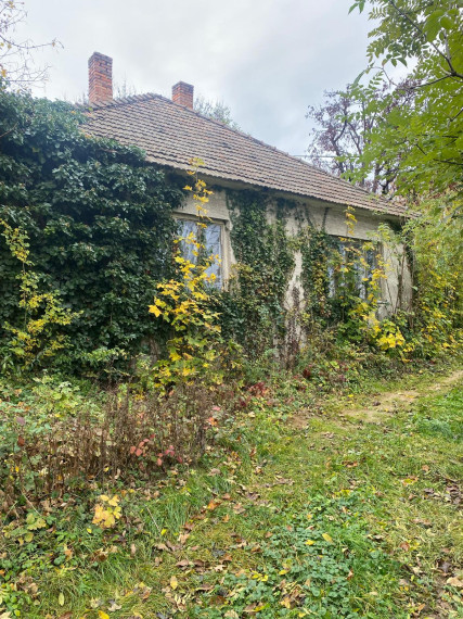 +++ NA PREDAJ RODINNÝ DOM V SUCHEJ NAD PARNOU S POZEMKOM 2111m2+++