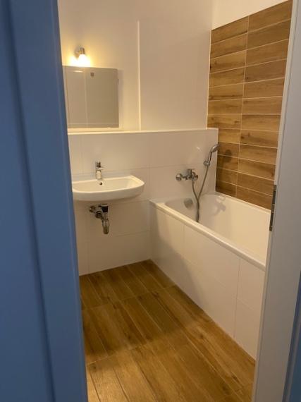 +++ PRENÁJOM NOVOSTAVBY 2 IZBOVÉHO BYTU V ARBORII S PARKINGOM ZA 750,-++++