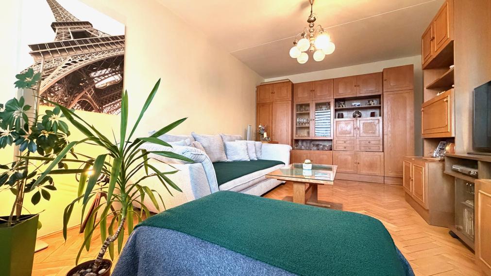 +++ VÝBORNÁ PONUKA 3 IZBOVÉHO BYTU NA PREDAJ PO REKONŠTRUKCII ZA ROZUMNÚ CENU+++