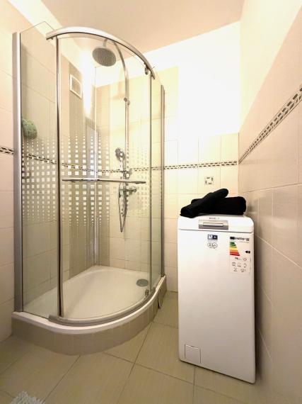 +++ VÝBORNÁ PONUKA 3 IZBOVÉHO BYTU NA PREDAJ PO REKONŠTRUKCII ZA ROZUMNÚ CENU+++