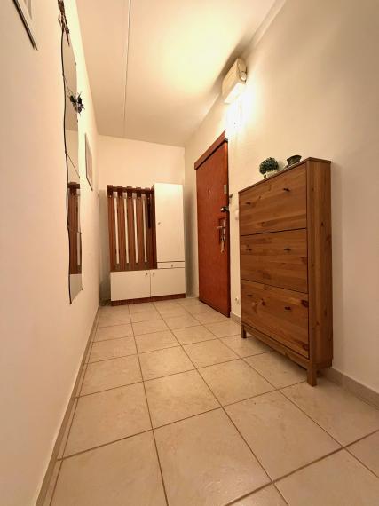 +++ VÝBORNÁ PONUKA 3 IZBOVÉHO BYTU NA PREDAJ PO REKONŠTRUKCII ZA ROZUMNÚ CENU+++