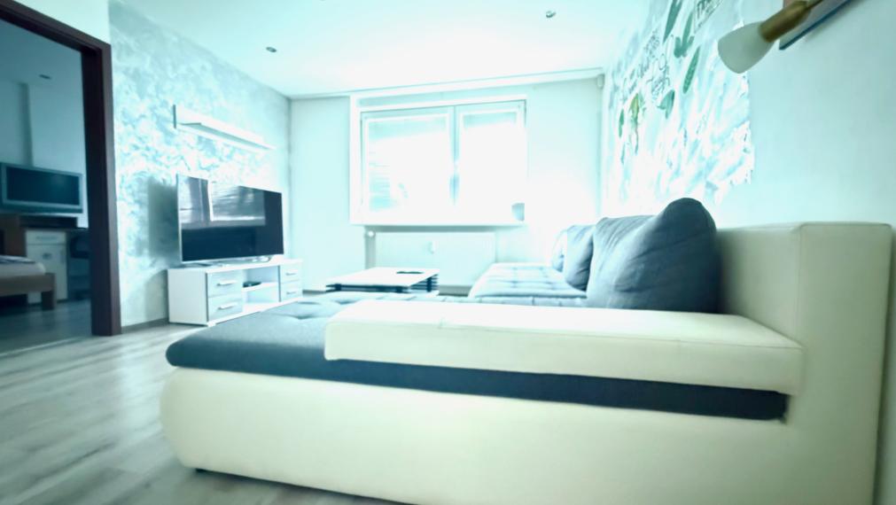 +++ ZREKONŠTRUOVANÝ 3 IZBOVÝ BYT V TRNAVE NA PREDNÁDRAŽI ZA 174.700,-+++