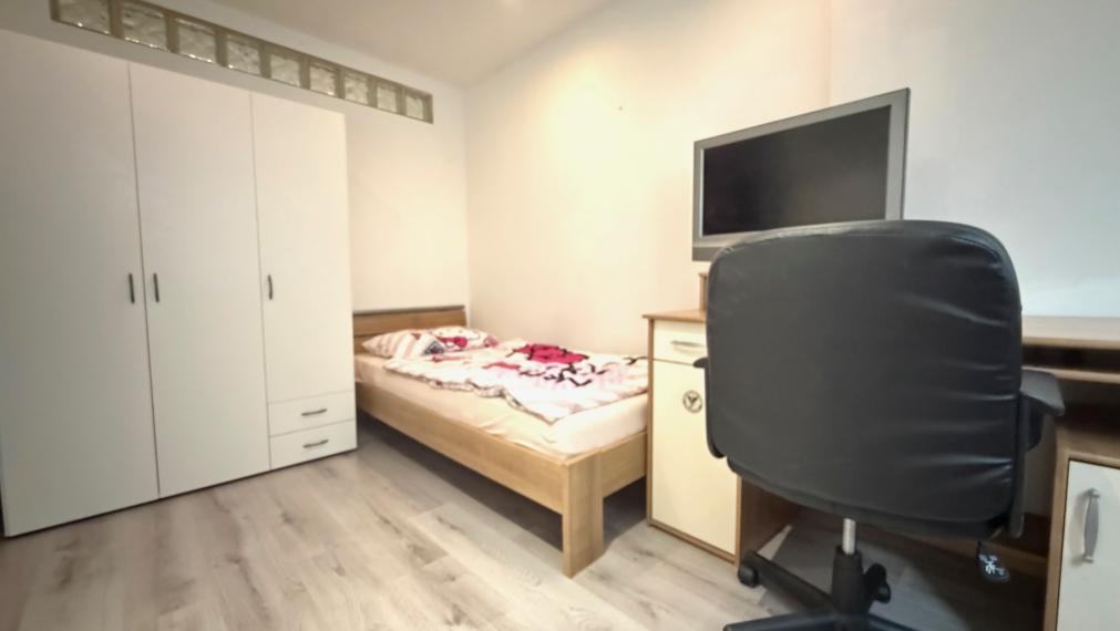 +++ ZREKONŠTRUOVANÝ 3 IZBOVÝ BYT V TRNAVE NA PREDNÁDRAŽI ZA 174.700,-+++