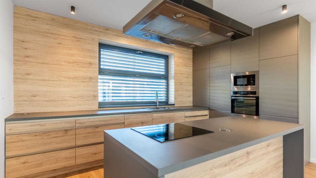 +++ NA PREDAJ KRÁSNA NOVOSTAVBA RODINNÉHO DOMU LEN KÚSOK OD TRNAVY V OBCI ZELENEČ+++