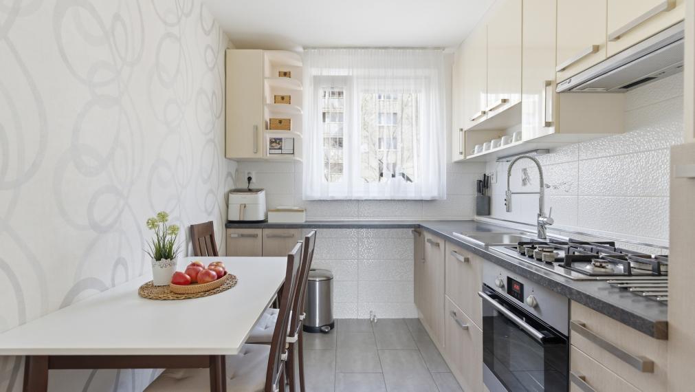 +++ KRÁSNY 3 IZBOVÝ BYT PO KOMPLETNEJ REKONŠTRUKCII NA BEETHOVENOVEJ ULICI V TRNAVE NA PREDAJ+++