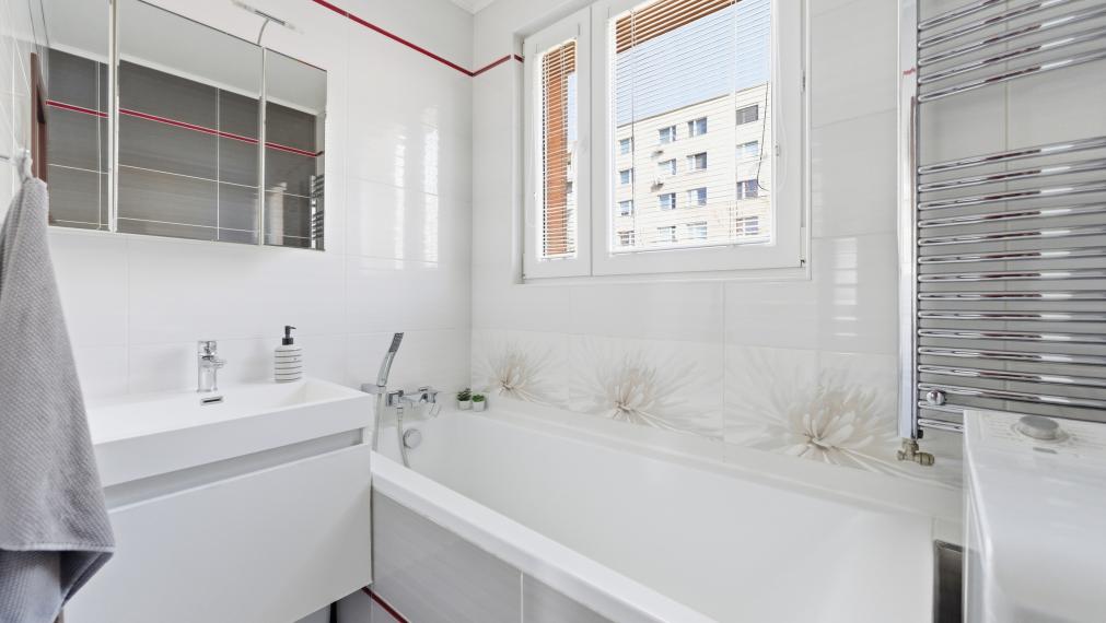 +++ KRÁSNY 3 IZBOVÝ BYT PO KOMPLETNEJ REKONŠTRUKCII NA BEETHOVENOVEJ ULICI V TRNAVE NA PREDAJ+++