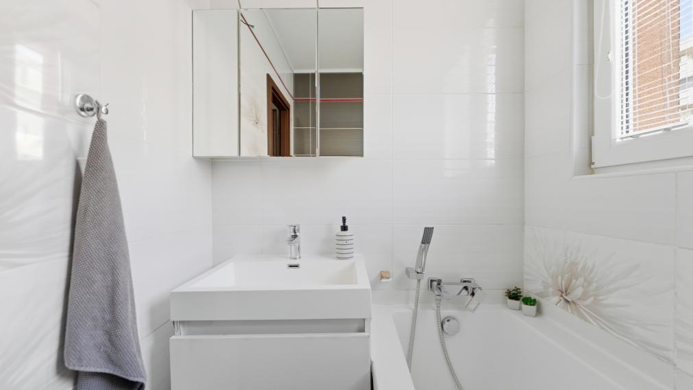 +++ KRÁSNY 3 IZBOVÝ BYT PO KOMPLETNEJ REKONŠTRUKCII NA BEETHOVENOVEJ ULICI V TRNAVE NA PREDAJ+++